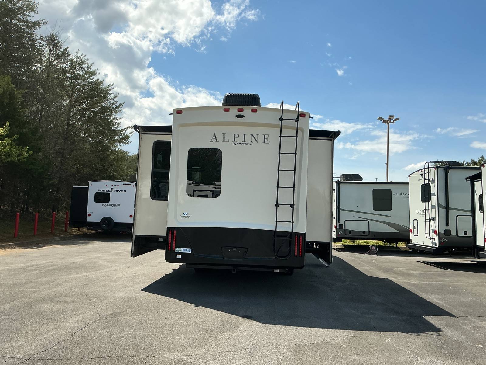 2020 Keystone RV 2020 Keystone RV Alpine - thumbnail 5