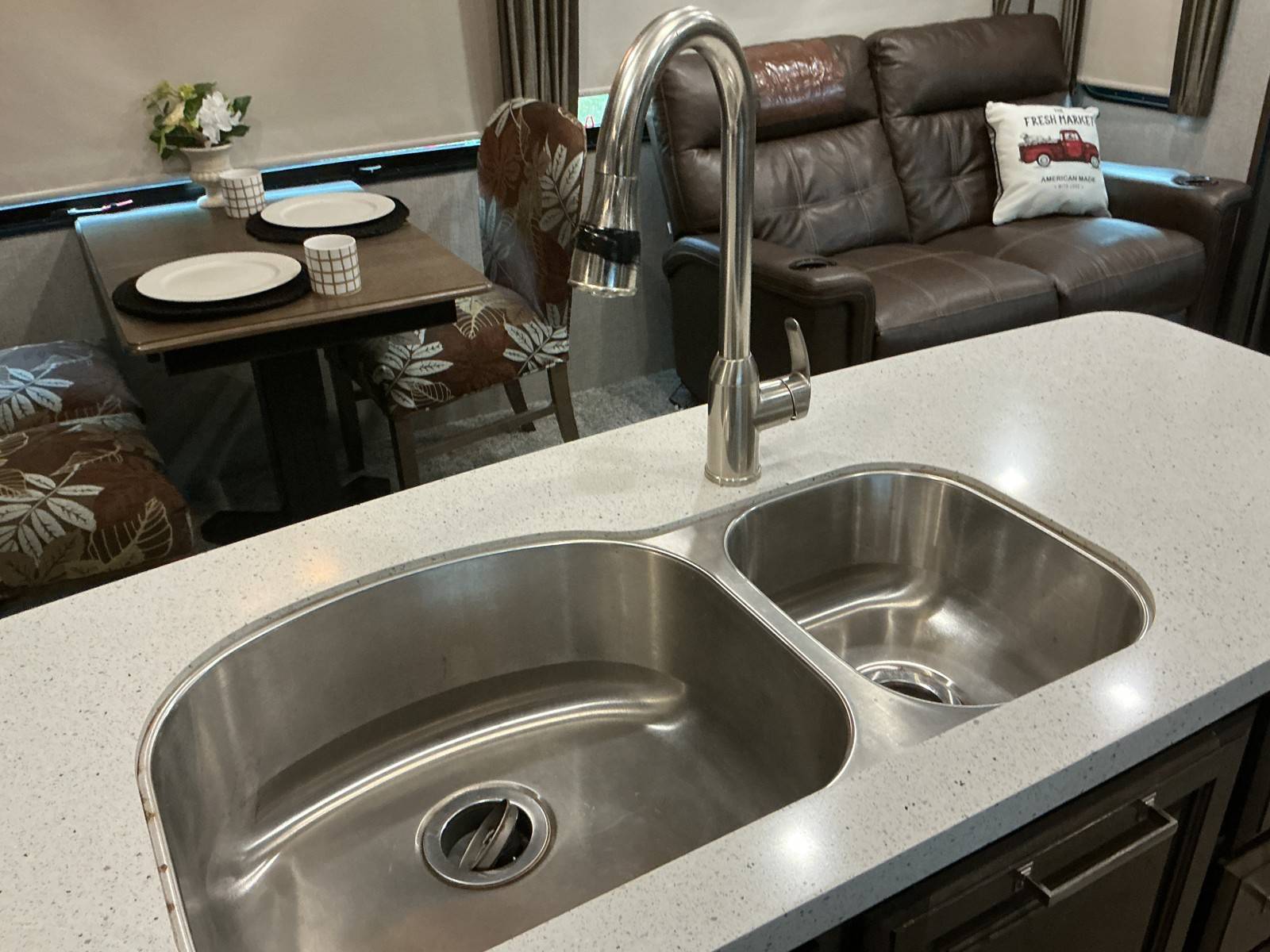 2020 Keystone RV 2020 Keystone RV Alpine - thumbnail 20