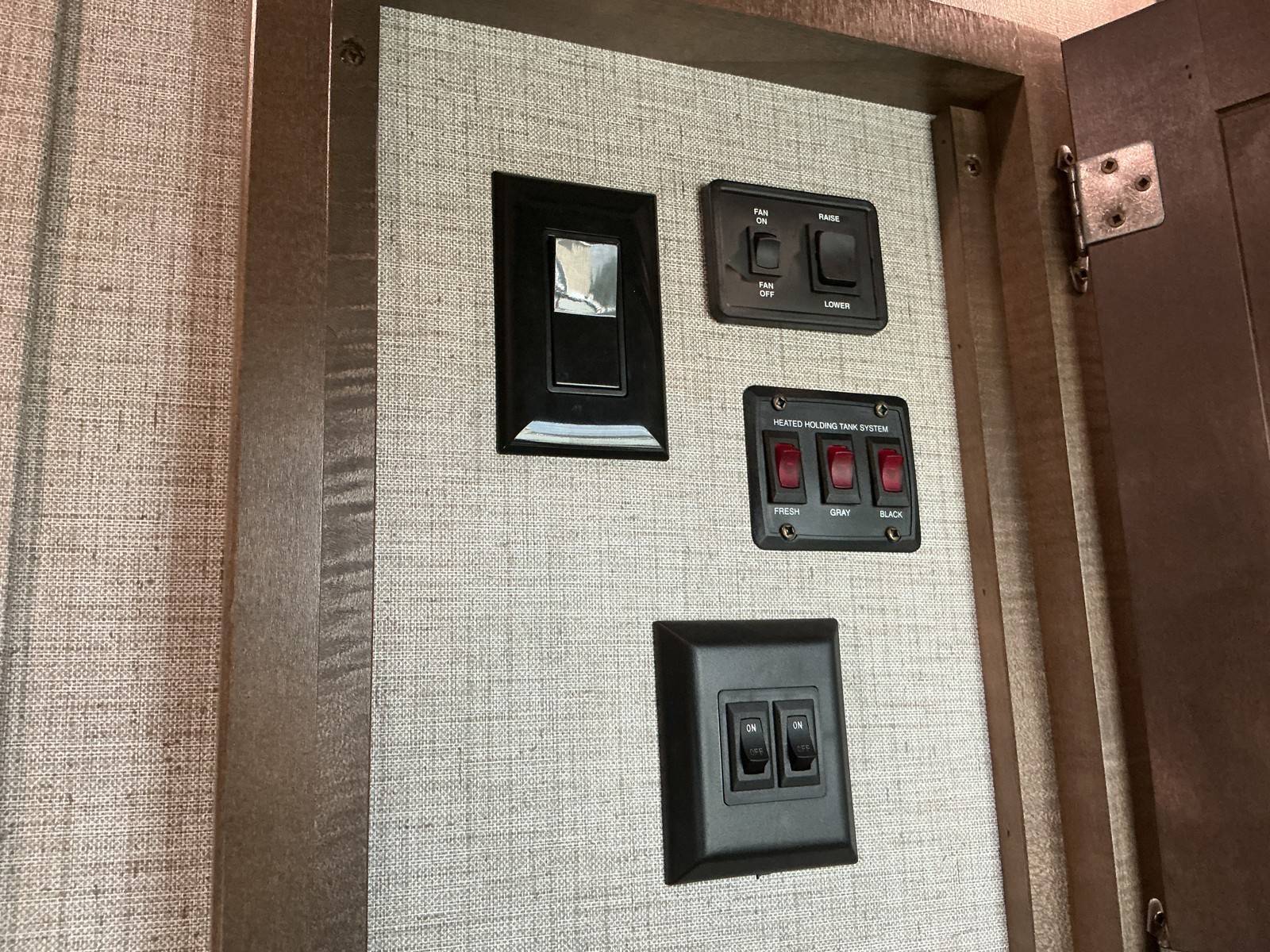 2020 Keystone RV 2020 Keystone RV Alpine - thumbnail 27