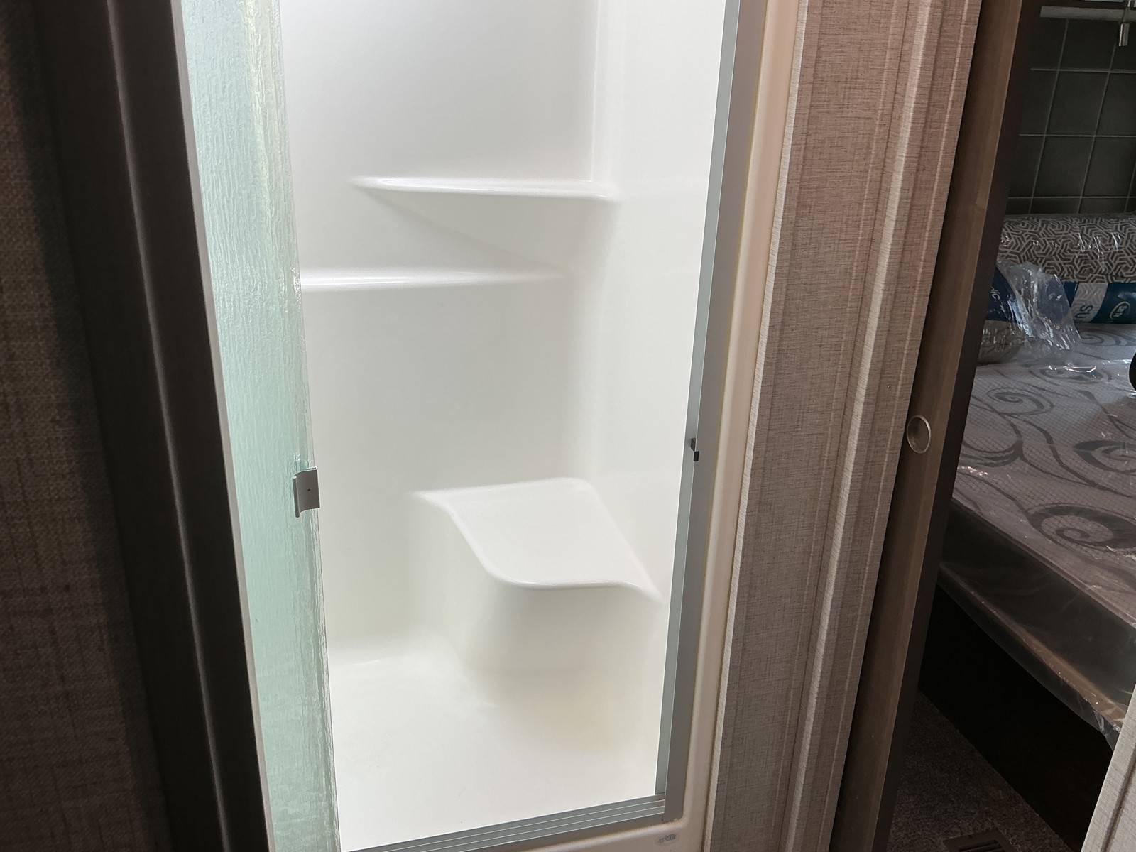 2020 Keystone RV 2020 Keystone RV Alpine - thumbnail 32