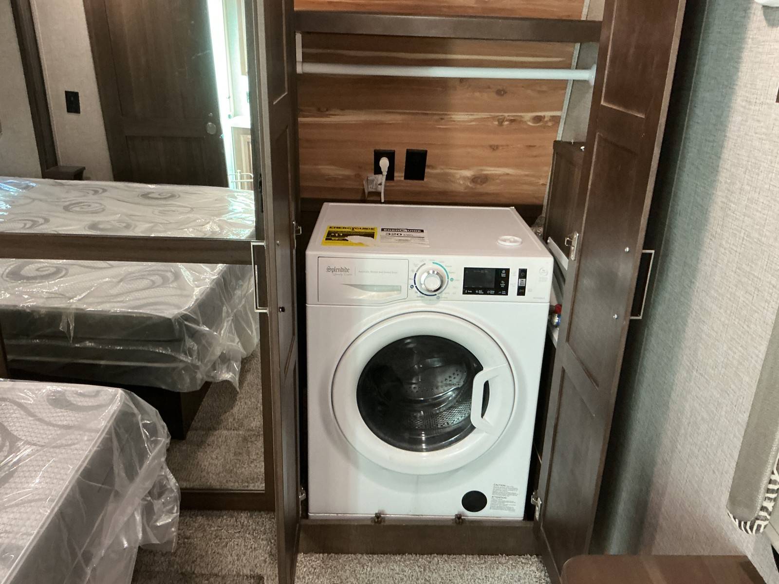 2020 Keystone RV 2020 Keystone RV Alpine - thumbnail 35