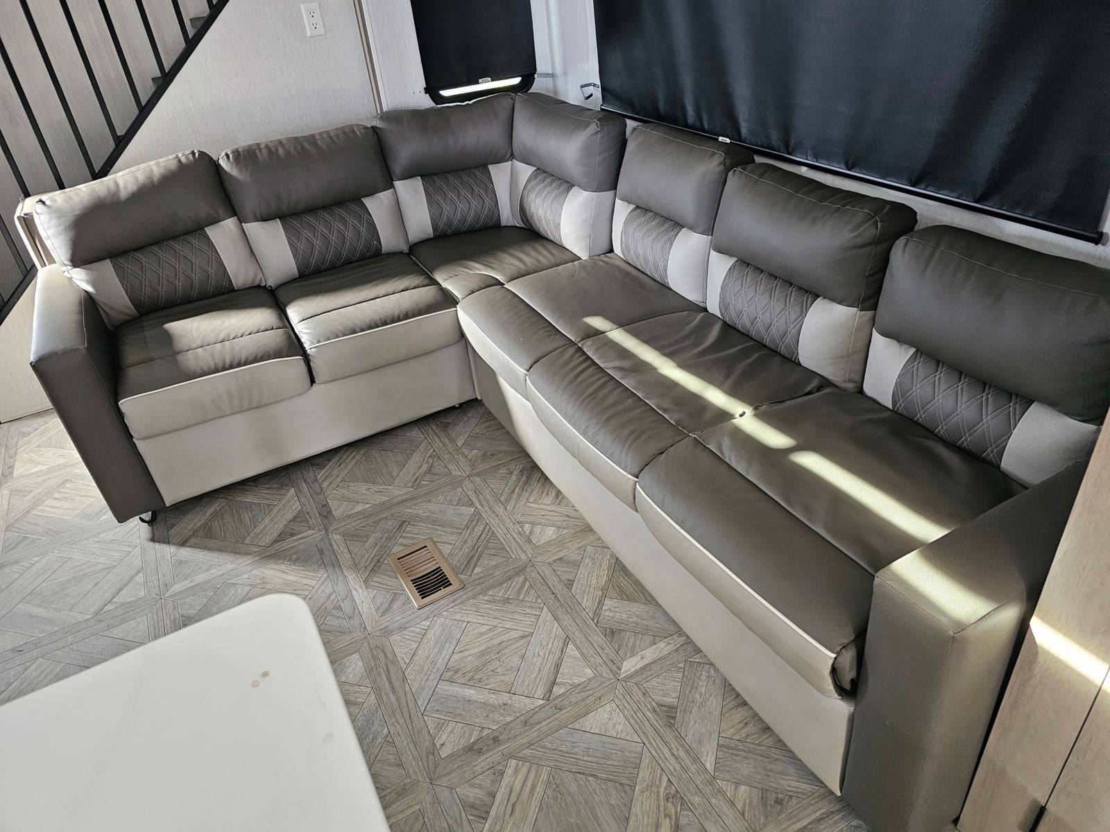 2023 Forest River 2023 Forest River Salem Grand Villa - thumbnail 18