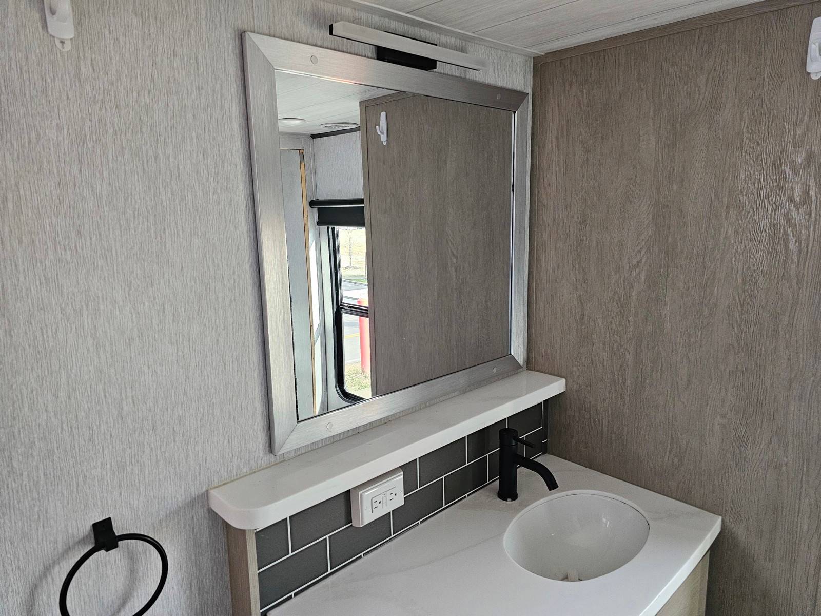 2023 Forest River 2023 Forest River Salem Grand Villa - thumbnail 24