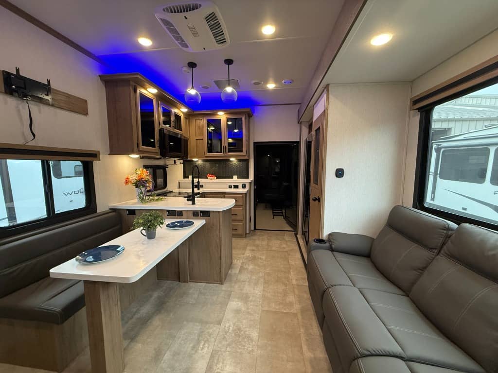 2024 Forest River 2024 Forest River Vengeance - thumbnail 7