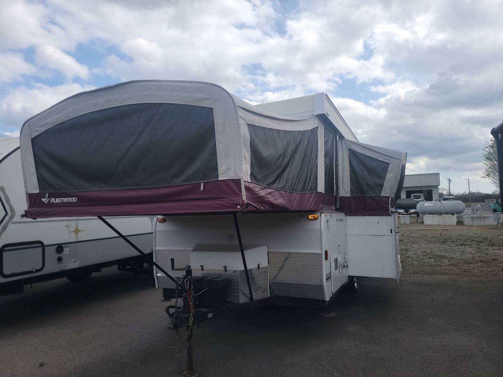 2008 Fleetwood 2008 Fleetwood Highlander - thumbnail 3