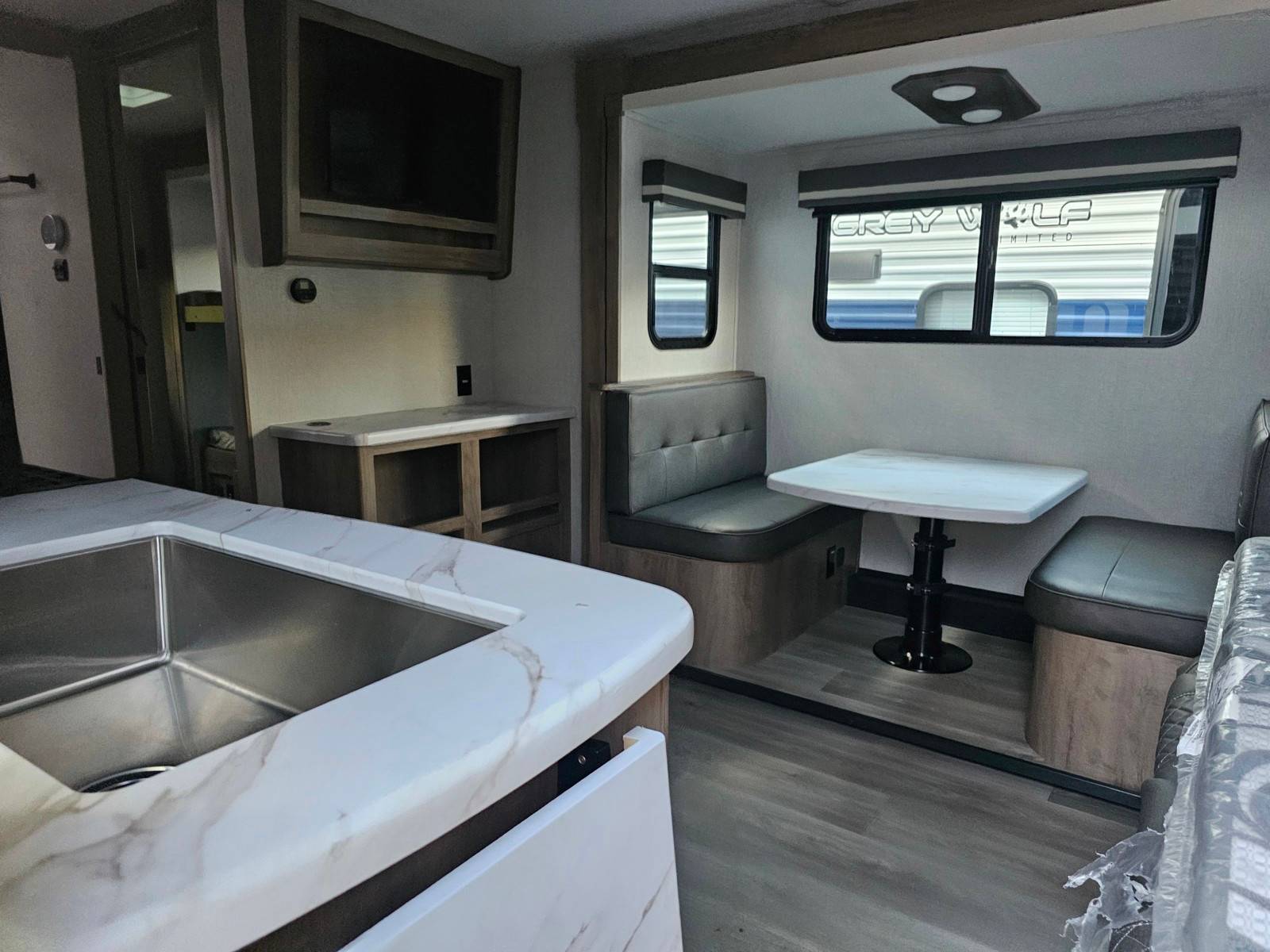 2025 Grand Design 2025 Grand Design Imagine - thumbnail 9