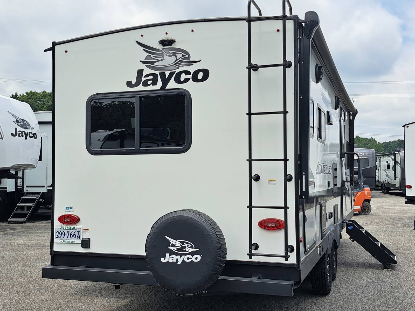 2023 Jayco 2023 Jayco Jay Feather - thumbnail 5
