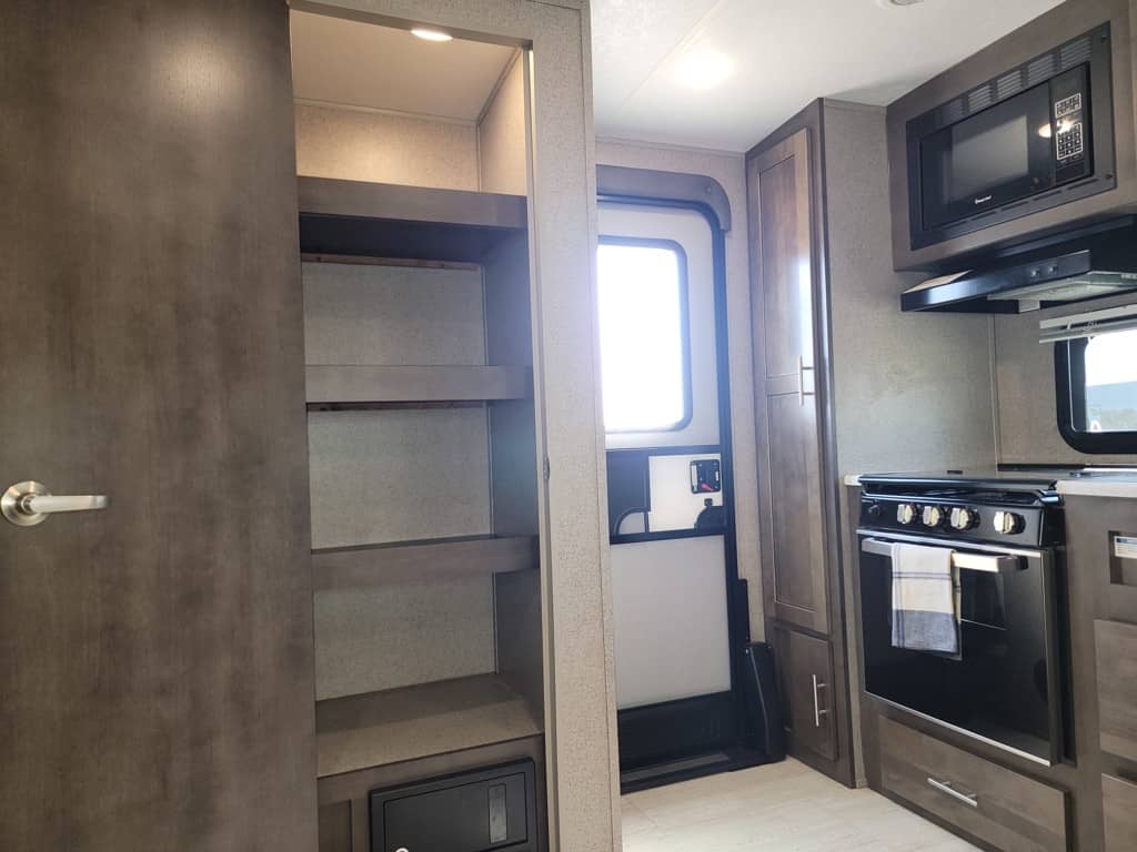 2019 Flagstaff 2019 Flagstaff Micro Lite - thumbnail 29