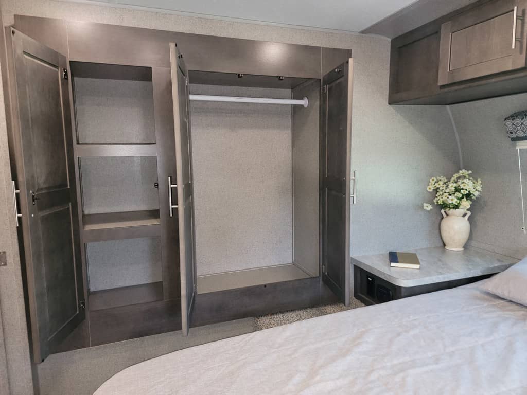 2019 Flagstaff 2019 Flagstaff Micro Lite - thumbnail 37