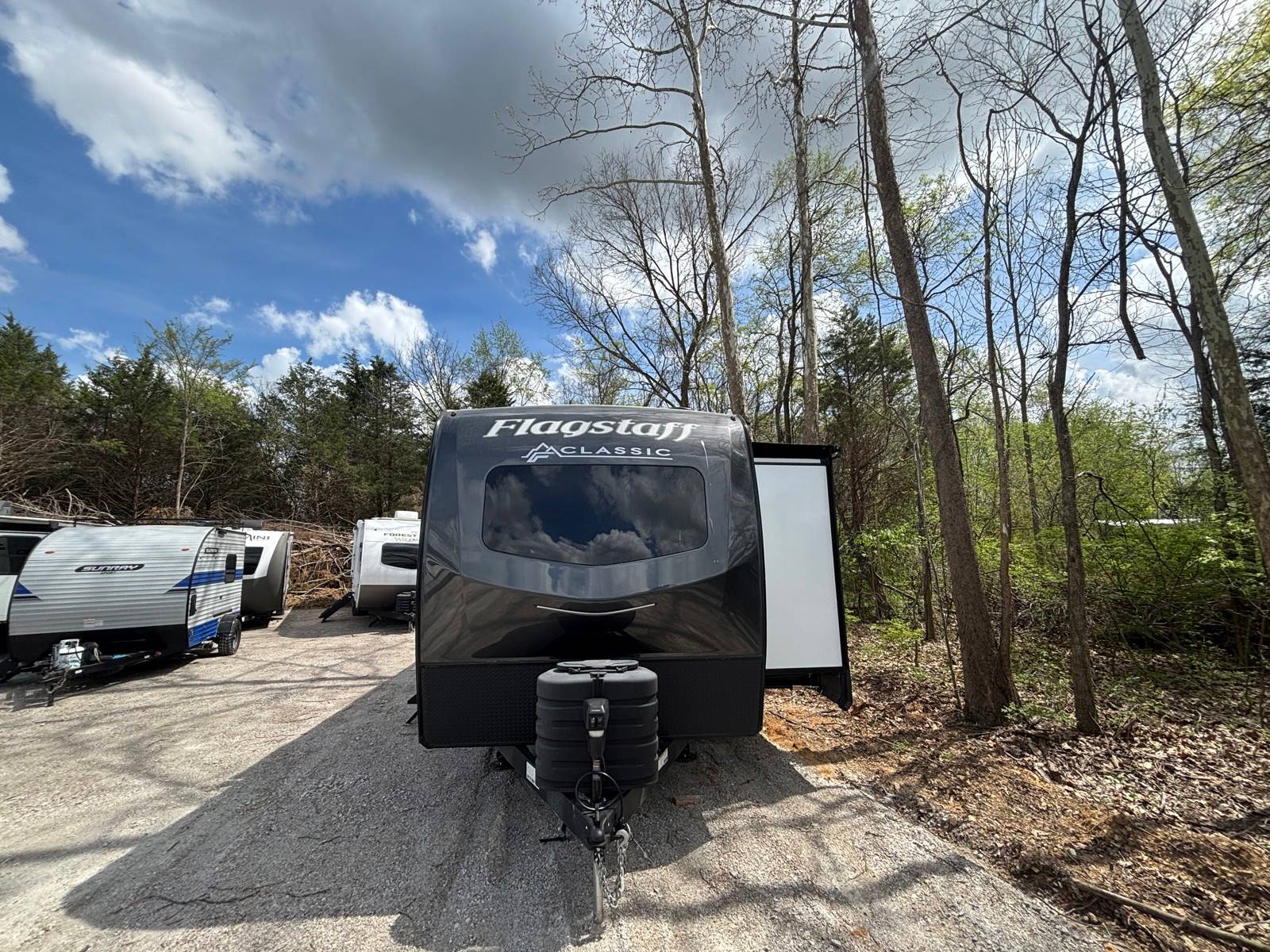 2025 Forest River 2025 Forest River Flagstaff Classic - thumbnail 3