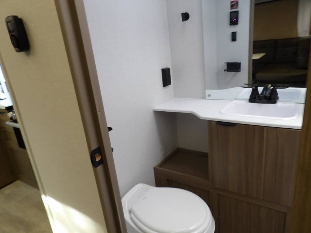 2025 Forest River 2025 Forest River Wildwood X-Lite - thumbnail 9