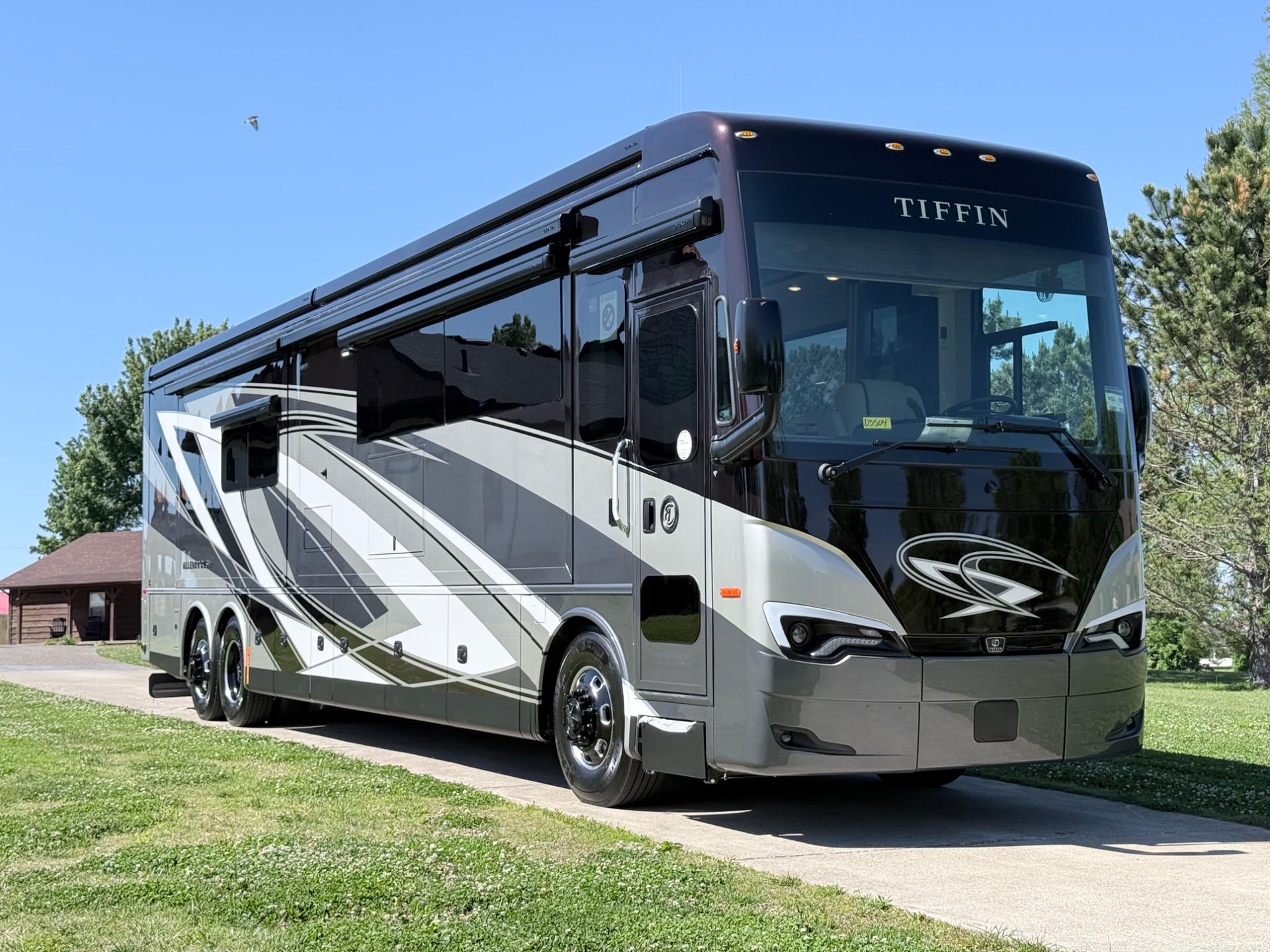 2026 Tiffin Allegro Bus 45OPP