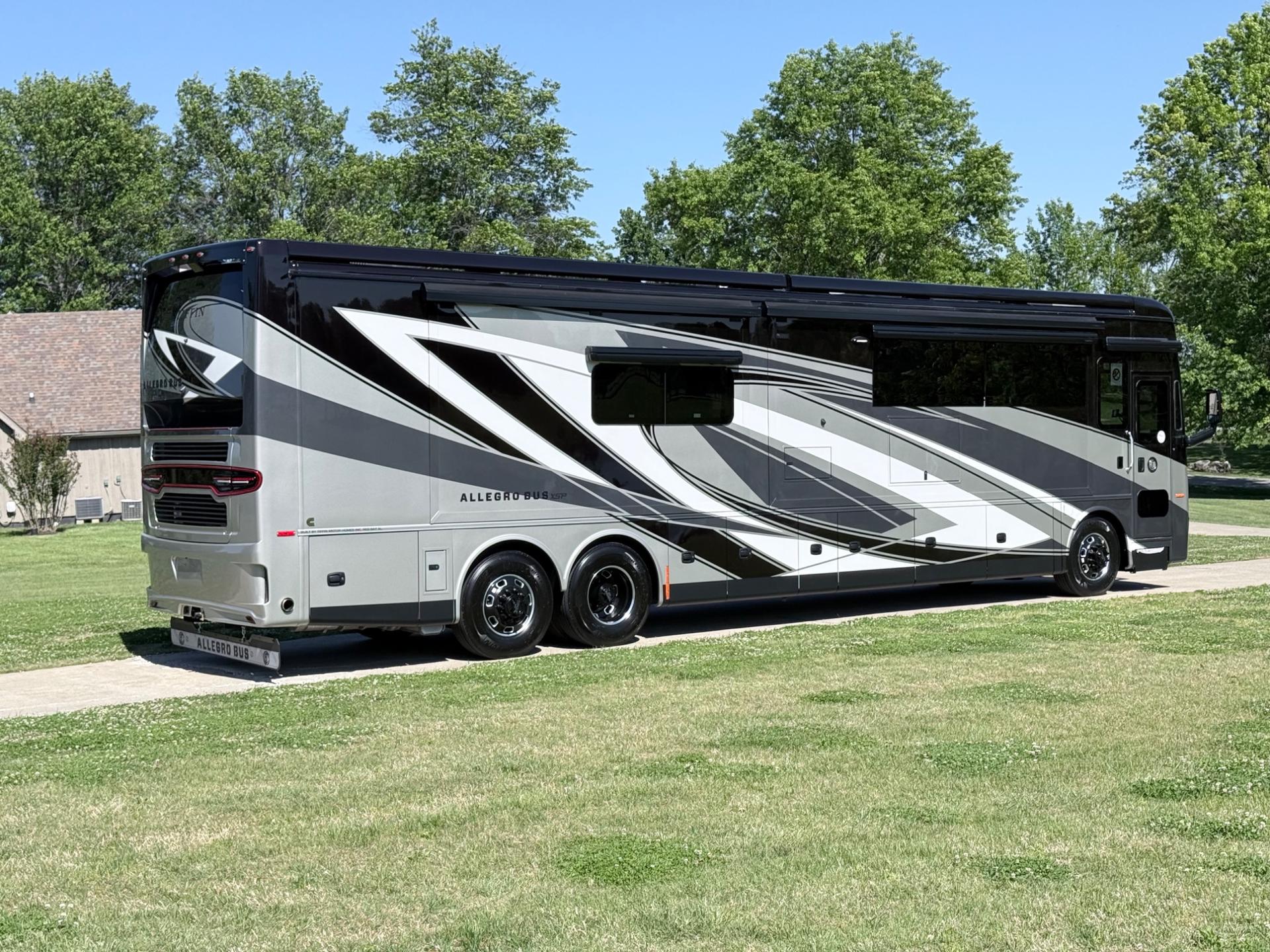 2026 Tiffin 2026 Tiffin Allegro Bus - thumbnail 7