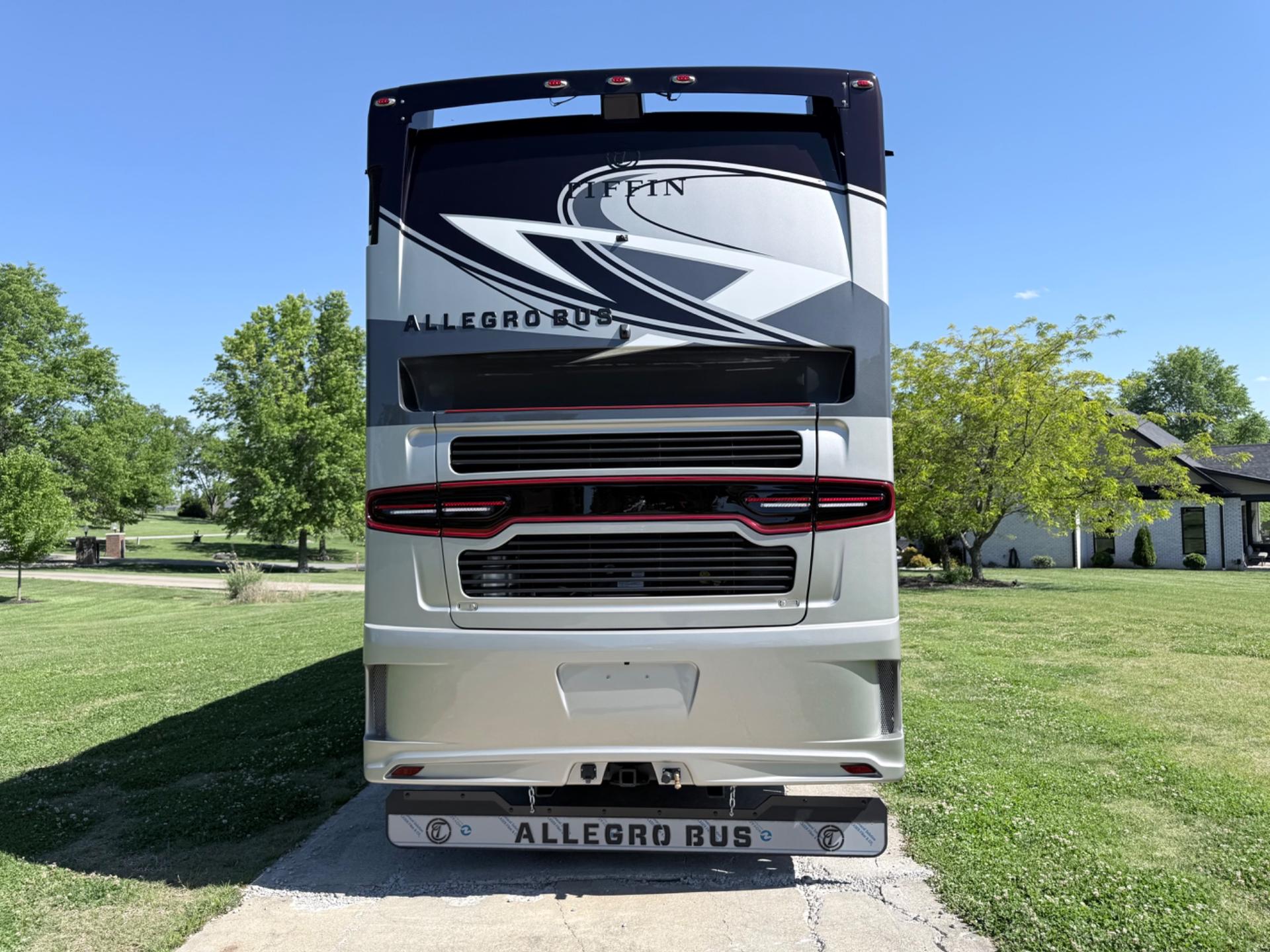 2026 Tiffin 2026 Tiffin Allegro Bus - thumbnail 9
