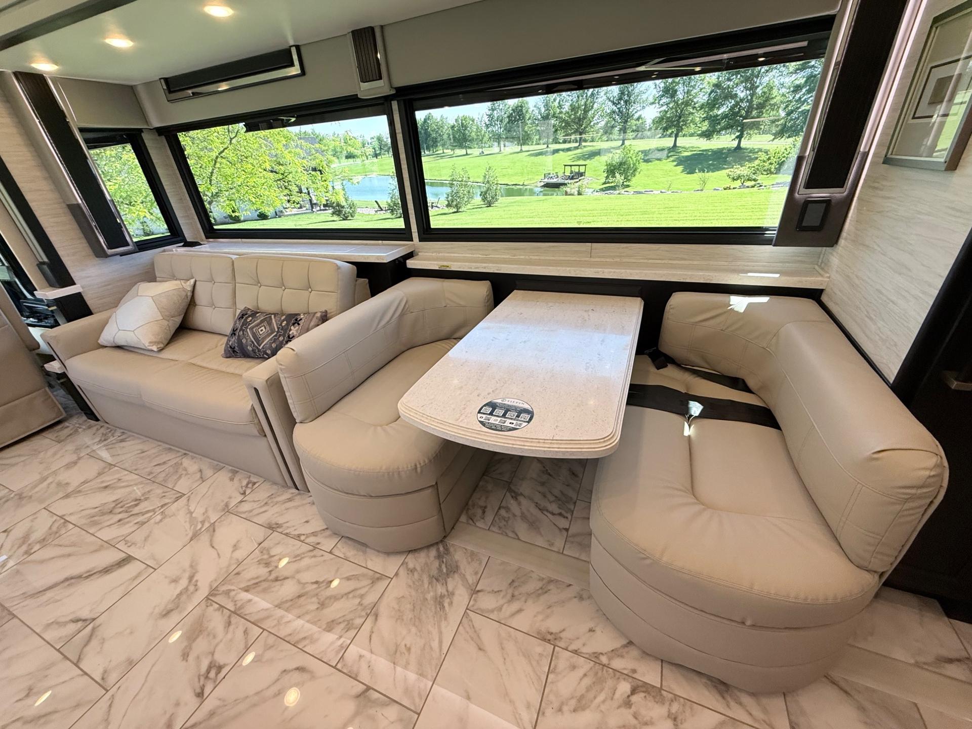 2026 Tiffin 2026 Tiffin Allegro Bus - thumbnail 21