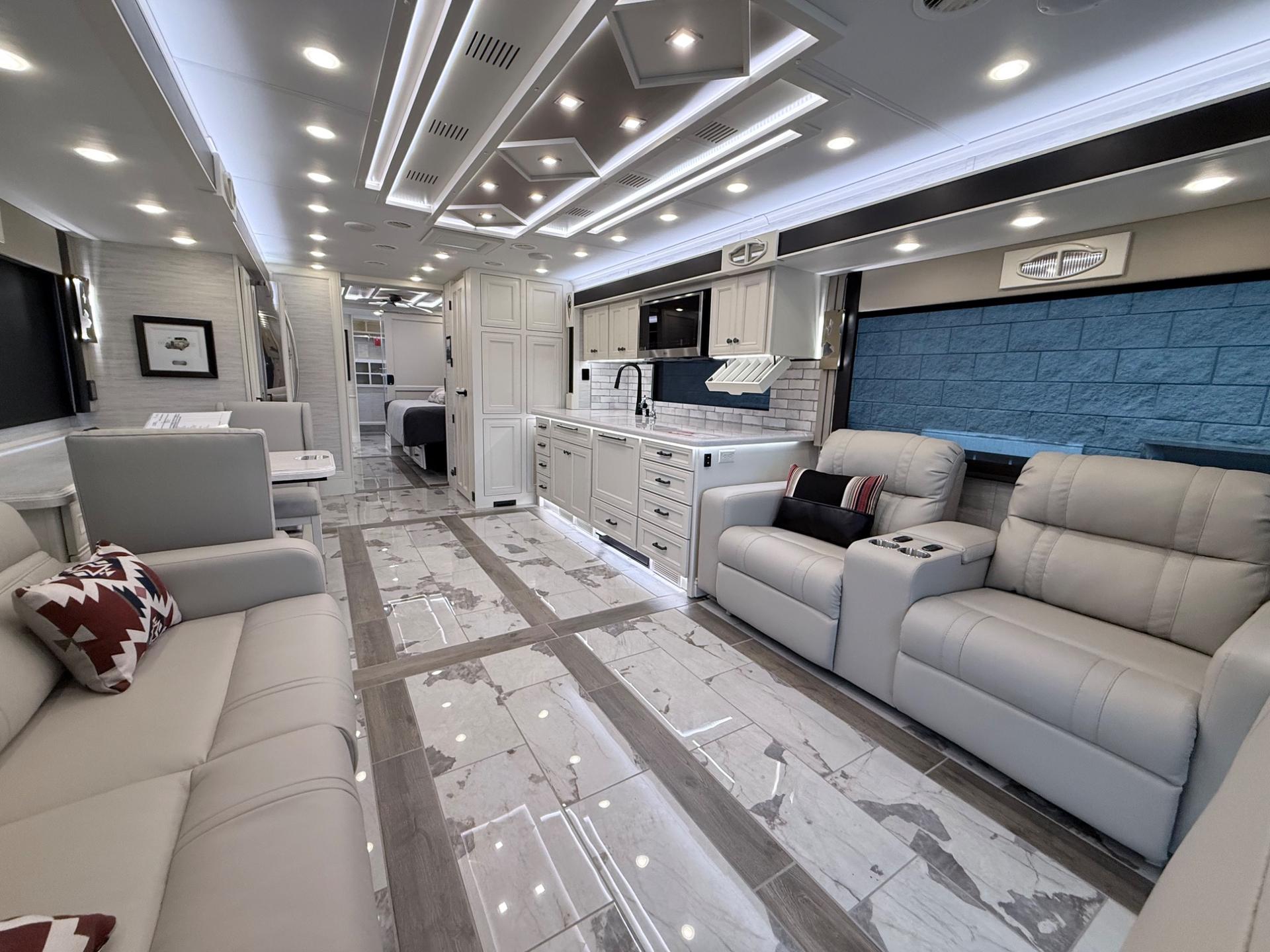2026 TIFFIN MOTORHOMES 2026 TIFFIN MOTORHOMES Allegro Bus - thumbnail 15