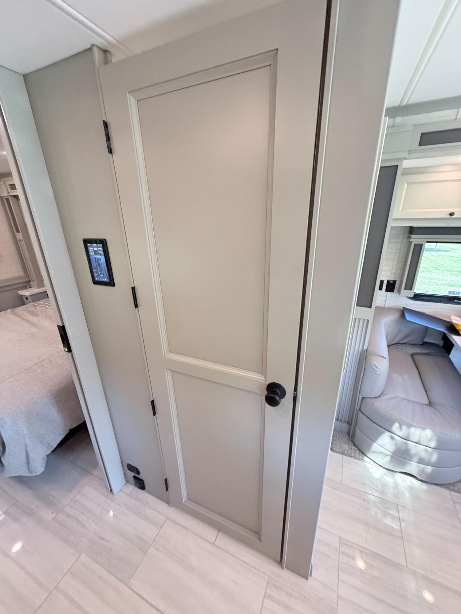 2026 Tiffin 2026 Tiffin Allegro Red - thumbnail 32