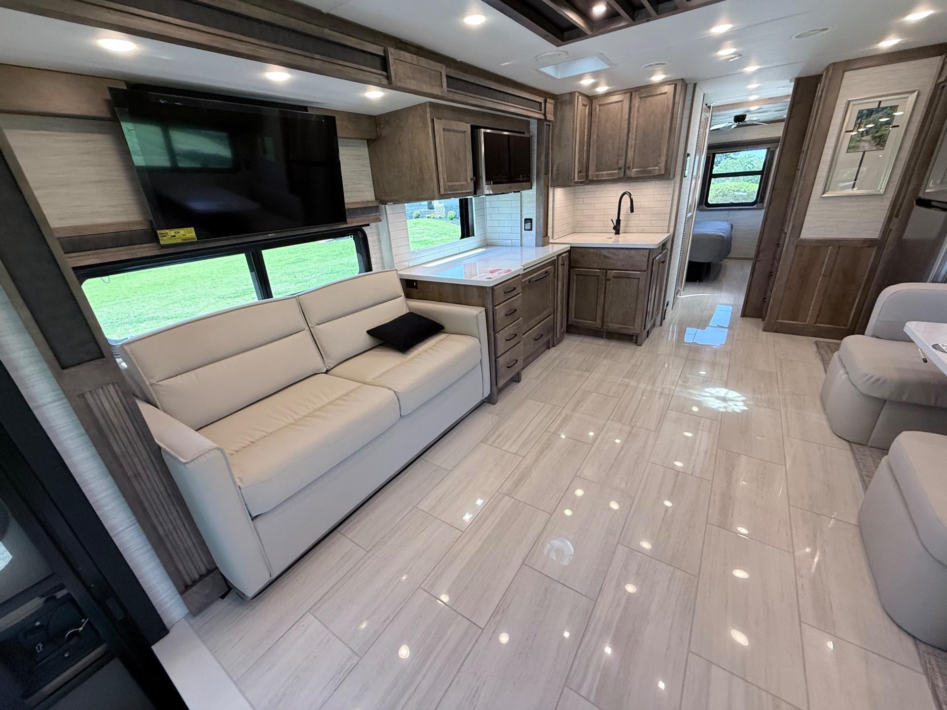 2026 Tiffin 2026 Tiffin Allegro Bay - thumbnail 15