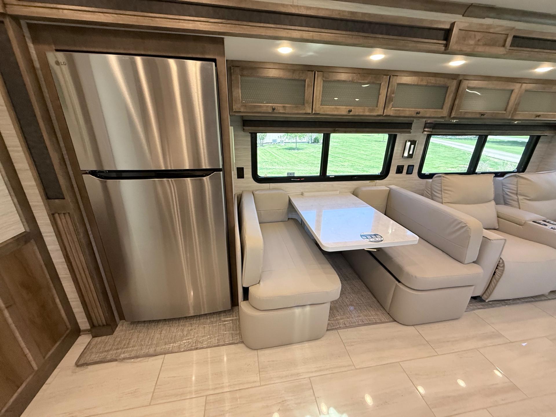 2026 Tiffin 2026 Tiffin Allegro Bay - thumbnail 24