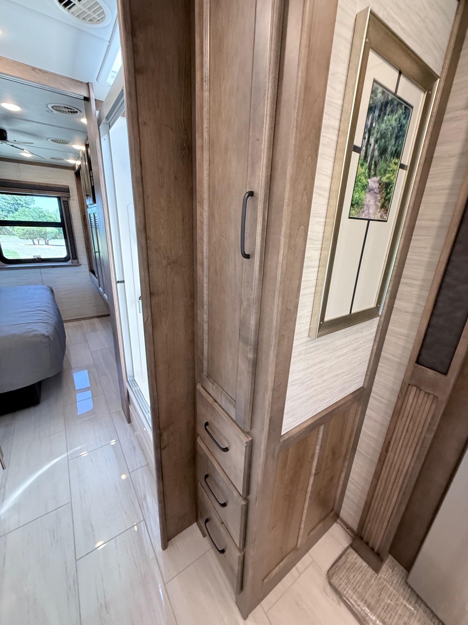 2026 Tiffin 2026 Tiffin Allegro Bay - thumbnail 27