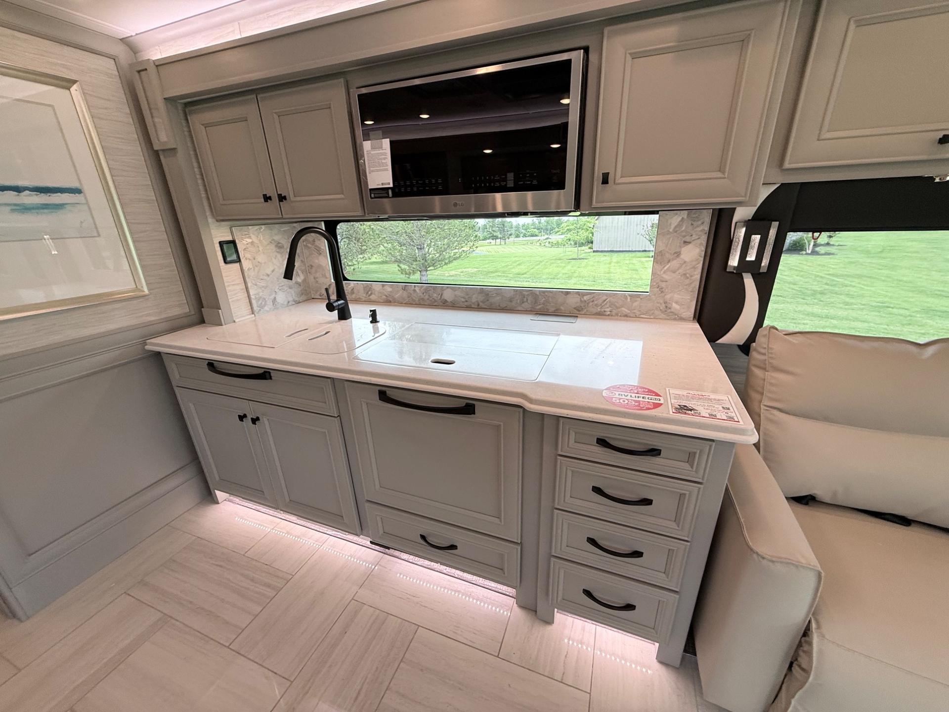 2026 TIFFIN MOTORHOMES 2026 TIFFIN MOTORHOMES PHAETON - thumbnail 18