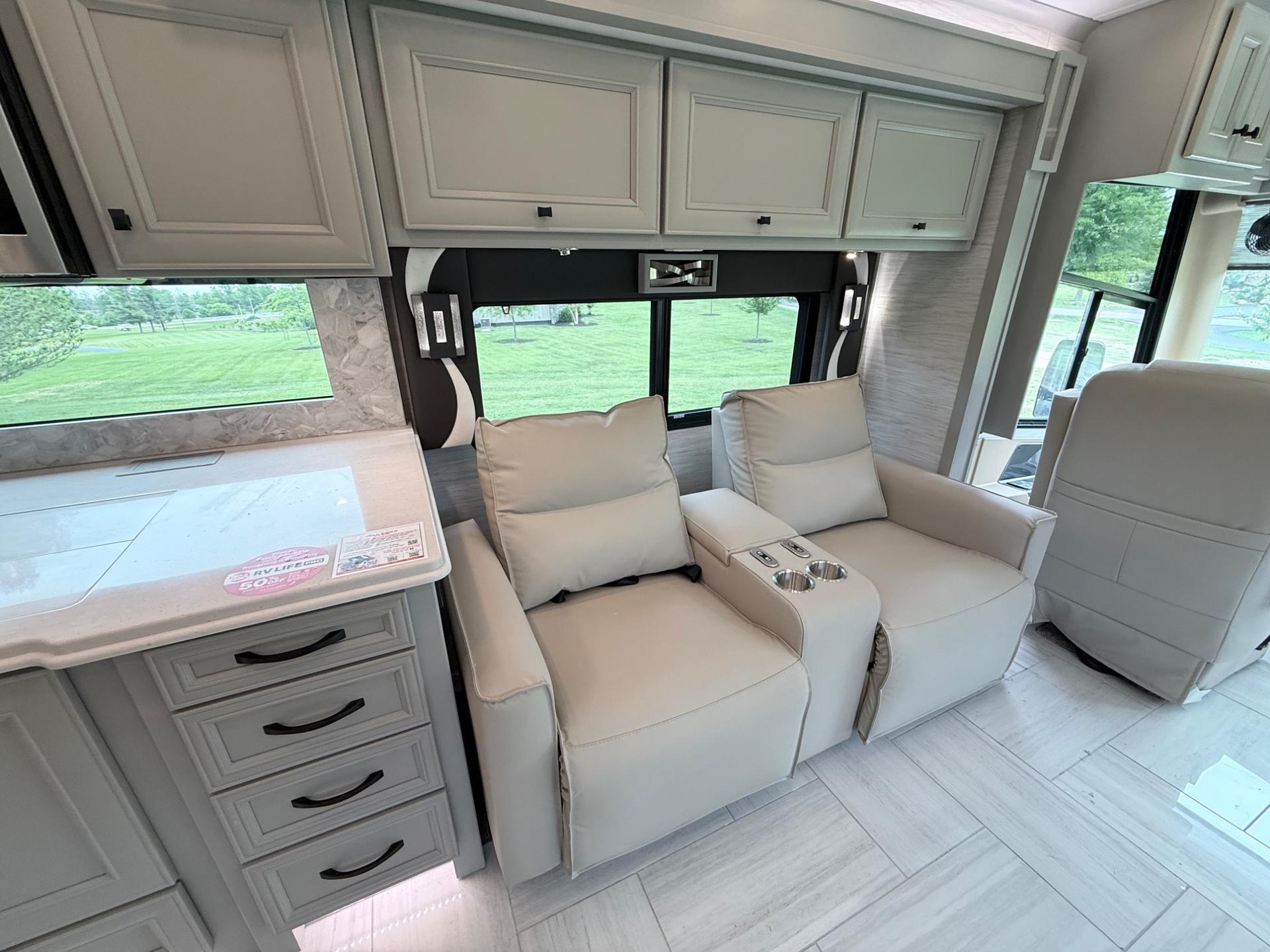 2026 TIFFIN MOTORHOMES 2026 TIFFIN MOTORHOMES PHAETON - thumbnail 19