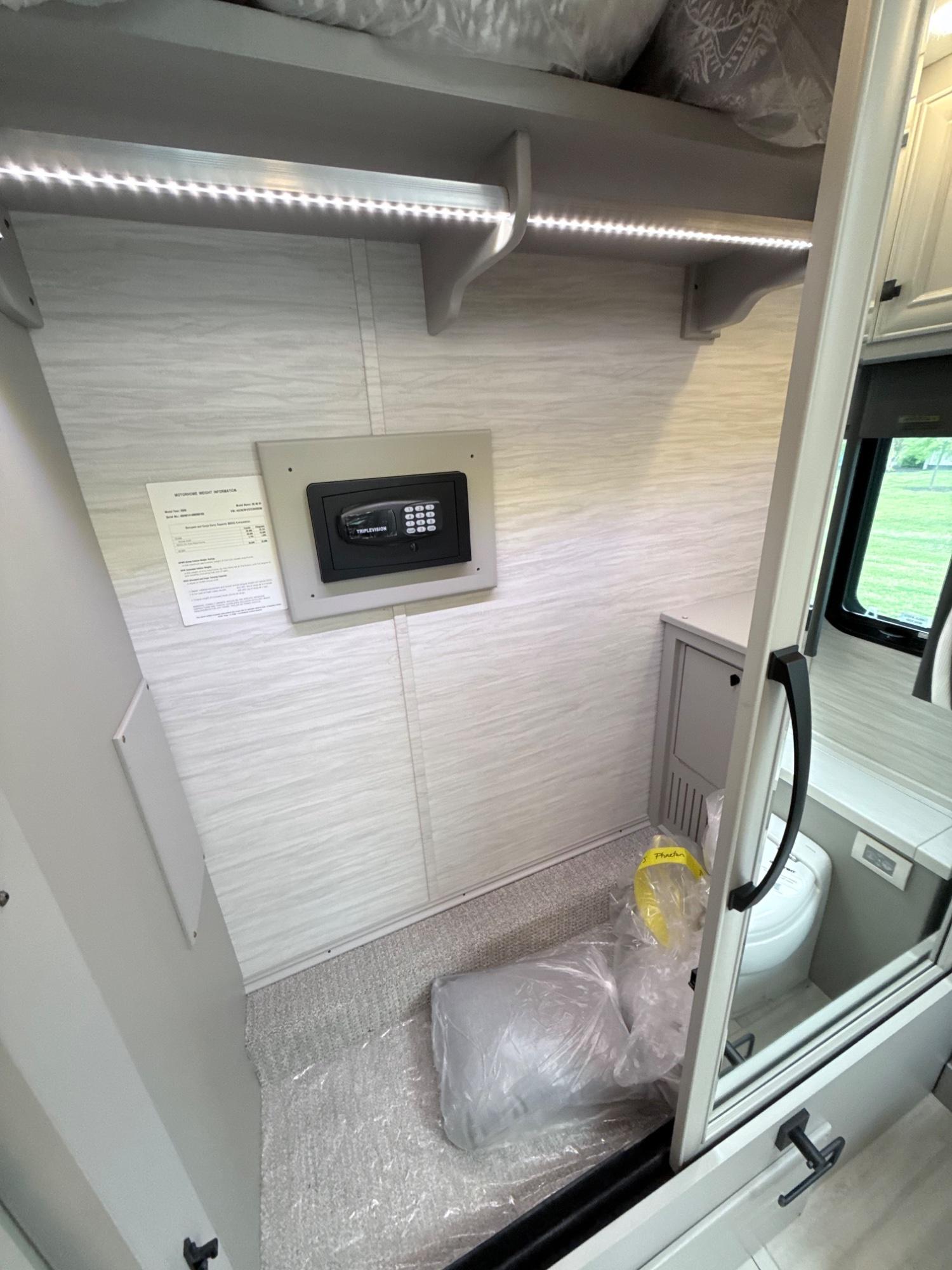 2026 TIFFIN MOTORHOMES 2026 TIFFIN MOTORHOMES PHAETON - thumbnail 39