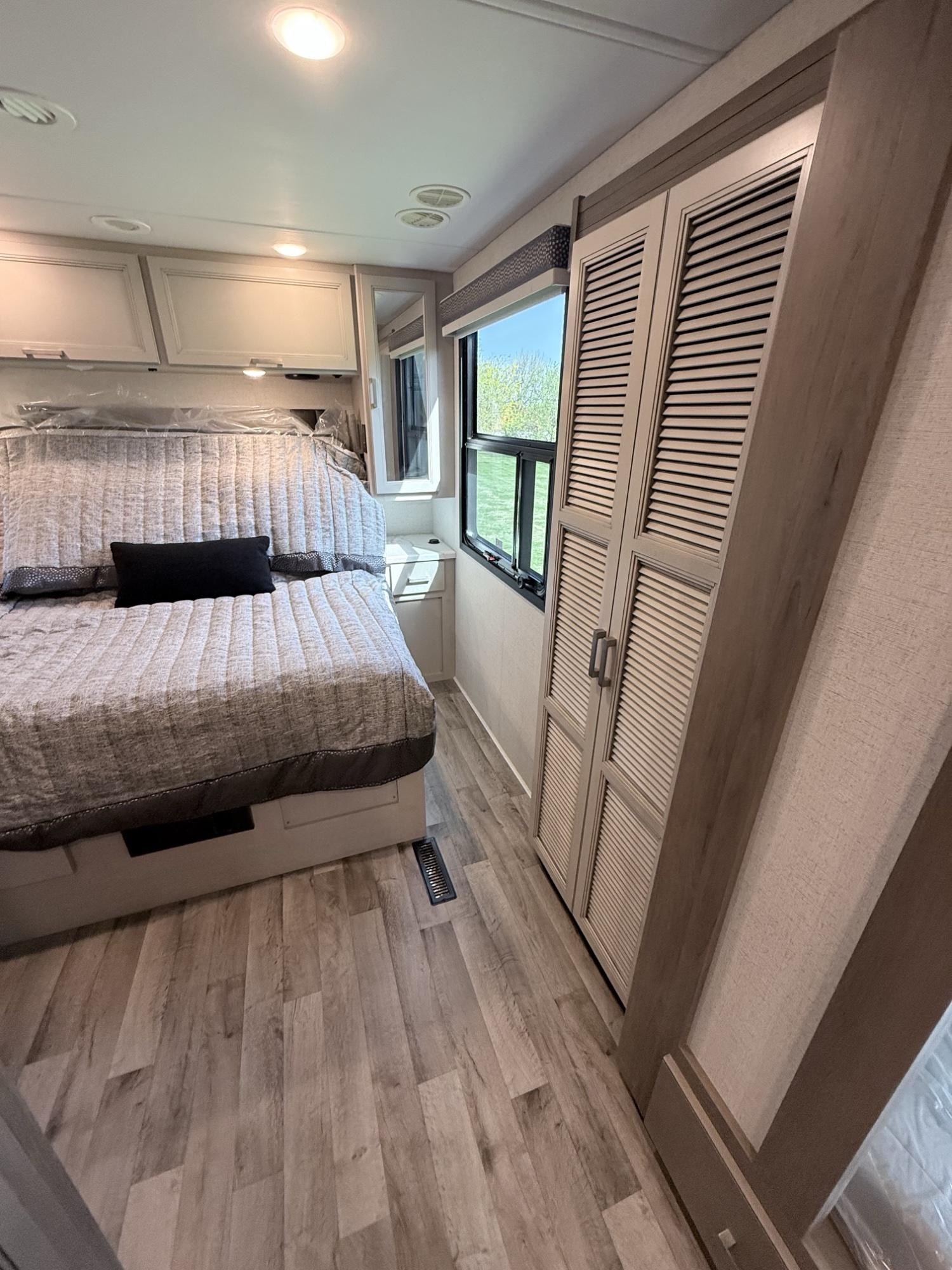2026 Thor Motor Coach 2026 Thor Motor Coach Palazzo - thumbnail 22