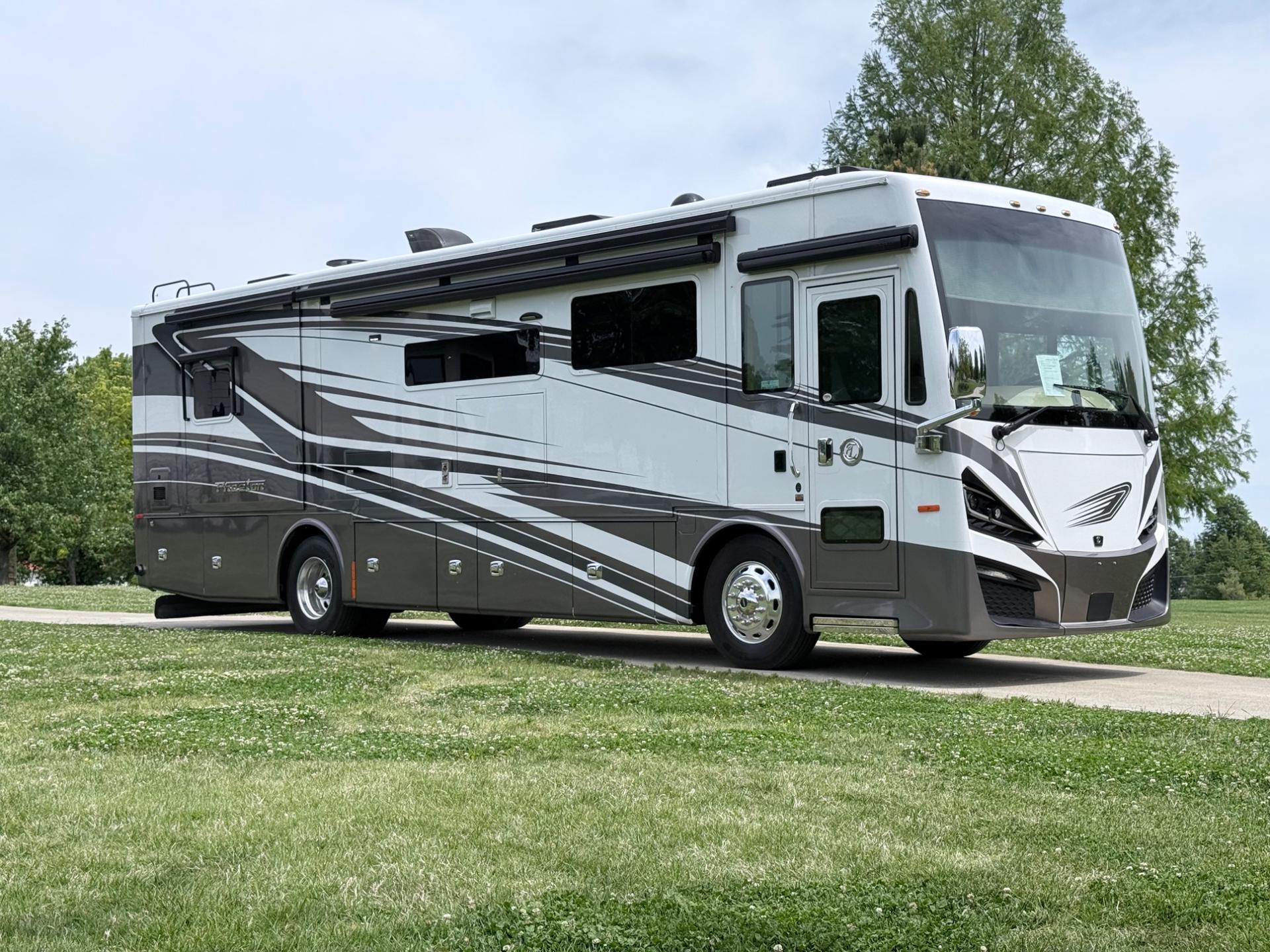 2022 TIFFIN MOTORHOMES PHAETON 36SH