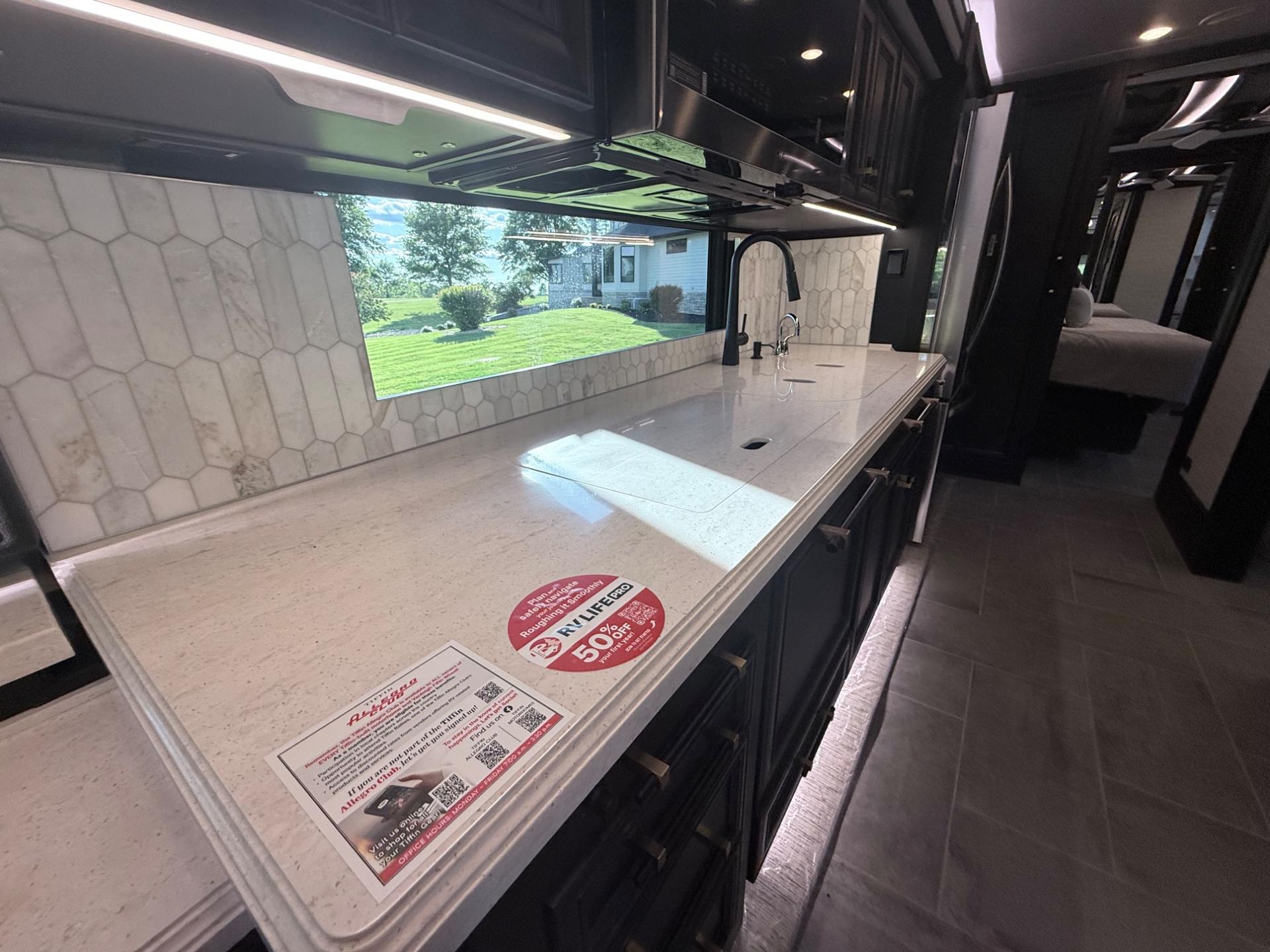 2026 Tiffin 2026 Tiffin Allegro Bus - thumbnail 28