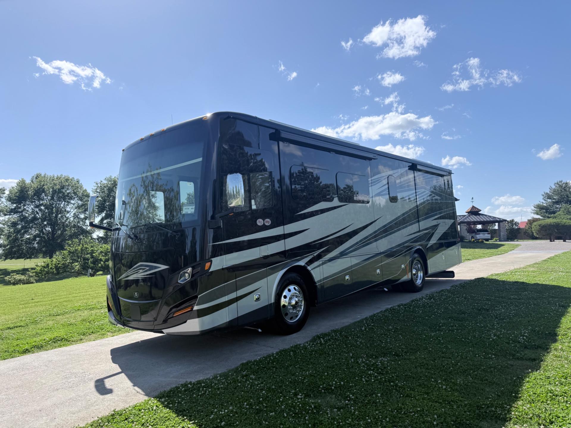 2026 Tiffin 2026 Tiffin Allegro Red - thumbnail 9