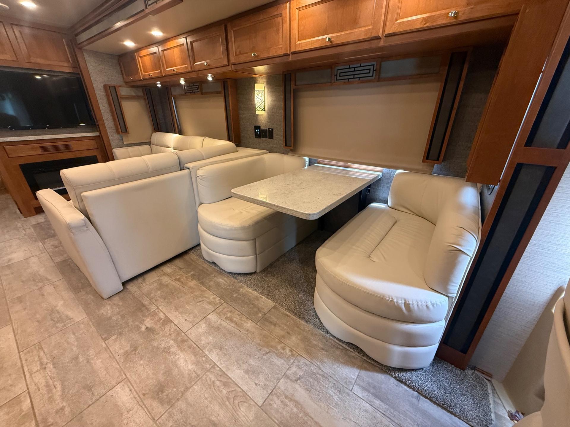 2020 Tiffin 2020 Tiffin Allegro Red - thumbnail 13