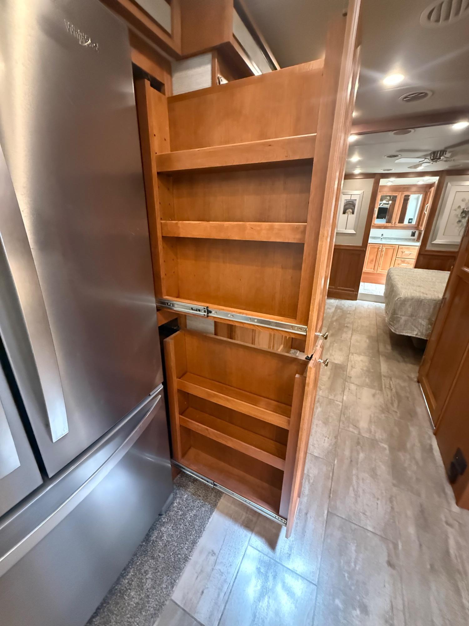 2020 Tiffin 2020 Tiffin Allegro Red - thumbnail 23