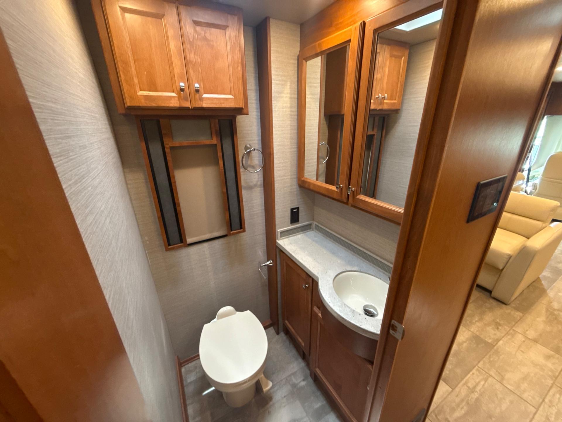 2020 Tiffin 2020 Tiffin Allegro Red - thumbnail 29