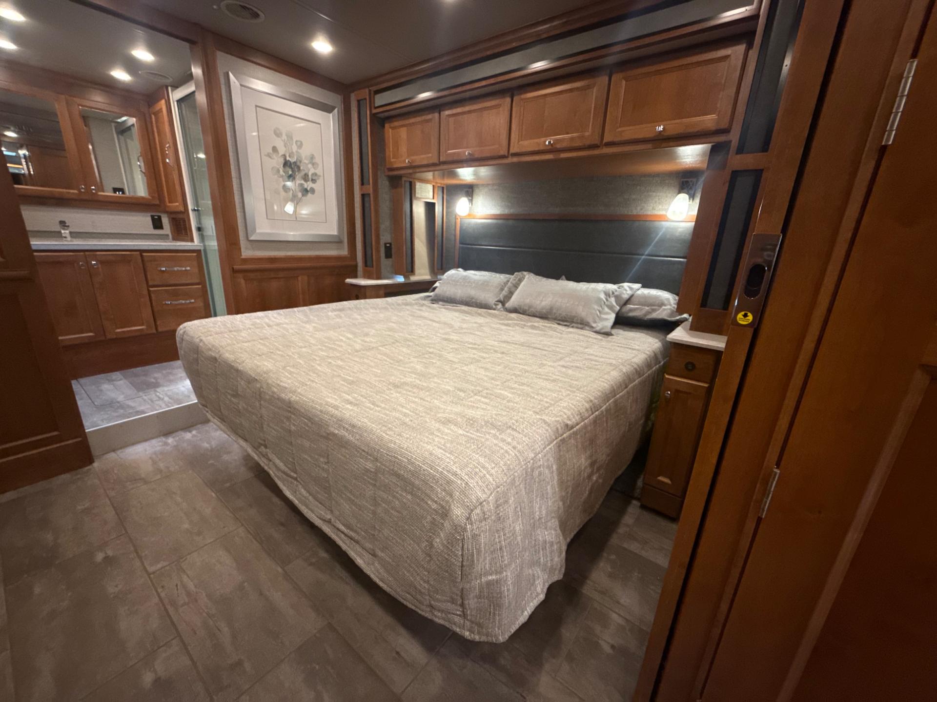2020 Tiffin 2020 Tiffin Allegro Red - thumbnail 32