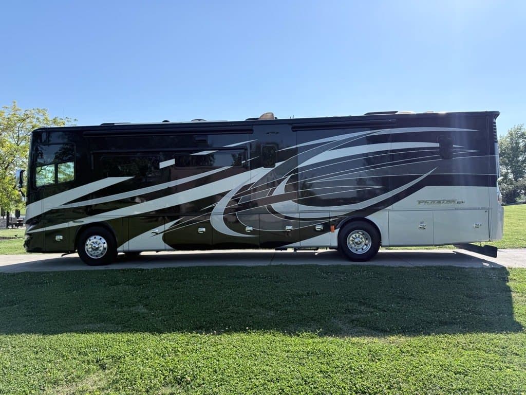 2019 Tiffin 2019 Tiffin Phaeton - thumbnail 7