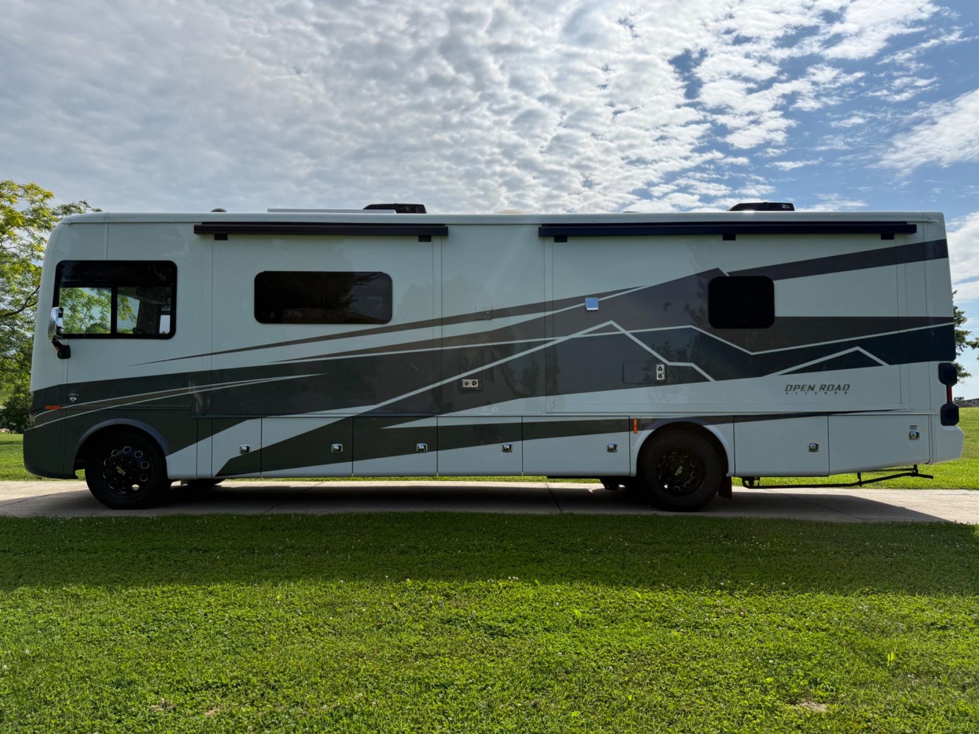 2027 TIFFIN MOTORHOMES 2027 TIFFIN MOTORHOMES Allegro Open Road  - thumbnail 6