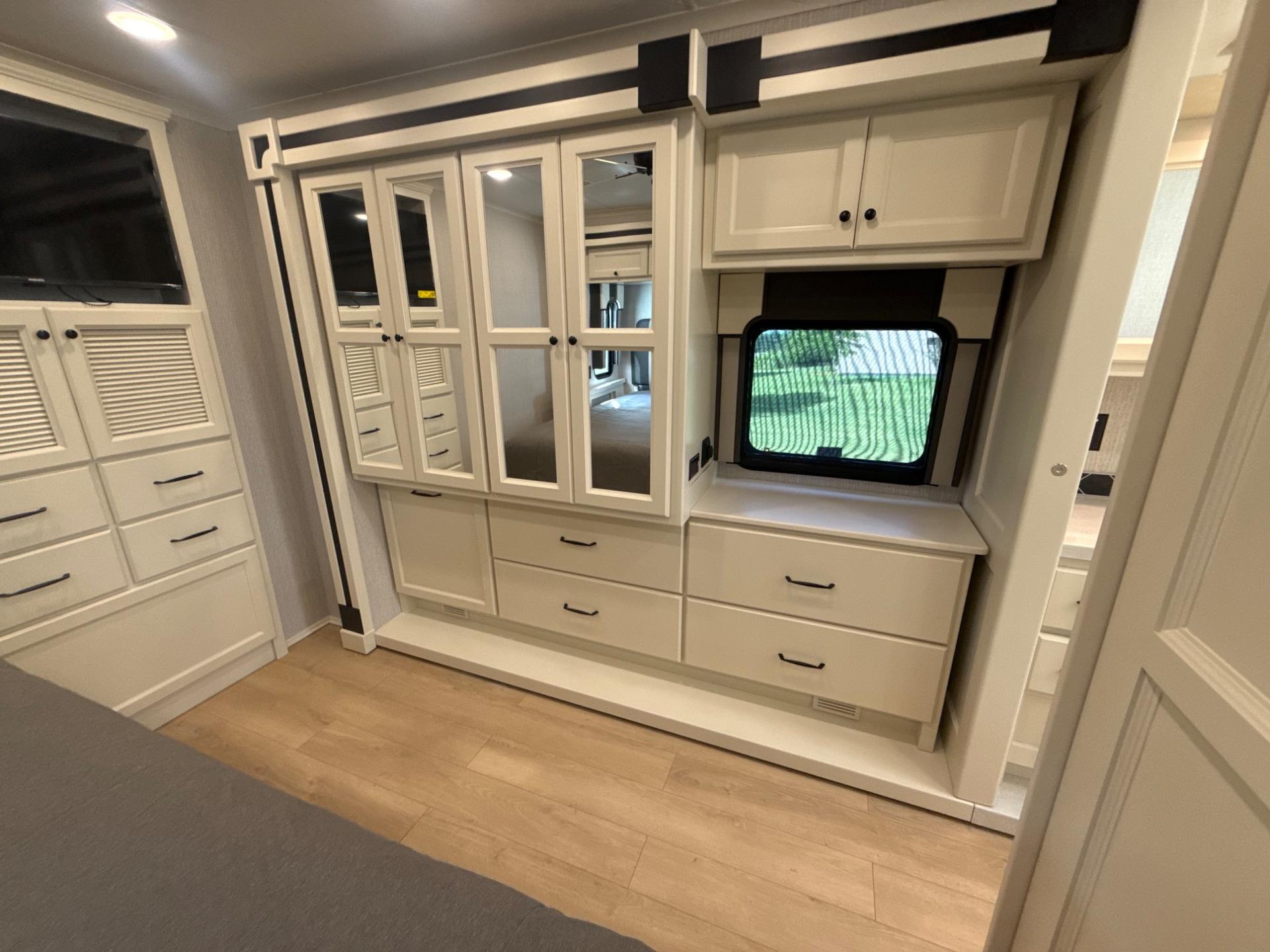 2027 TIFFIN MOTORHOMES 2027 TIFFIN MOTORHOMES Allegro Open Road  - thumbnail 30
