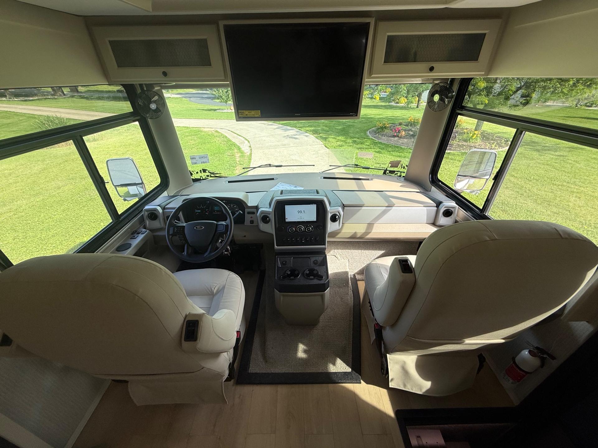 2027 TIFFIN MOTORHOMES 2027 TIFFIN MOTORHOMES Allegro Open Road  - thumbnail 35