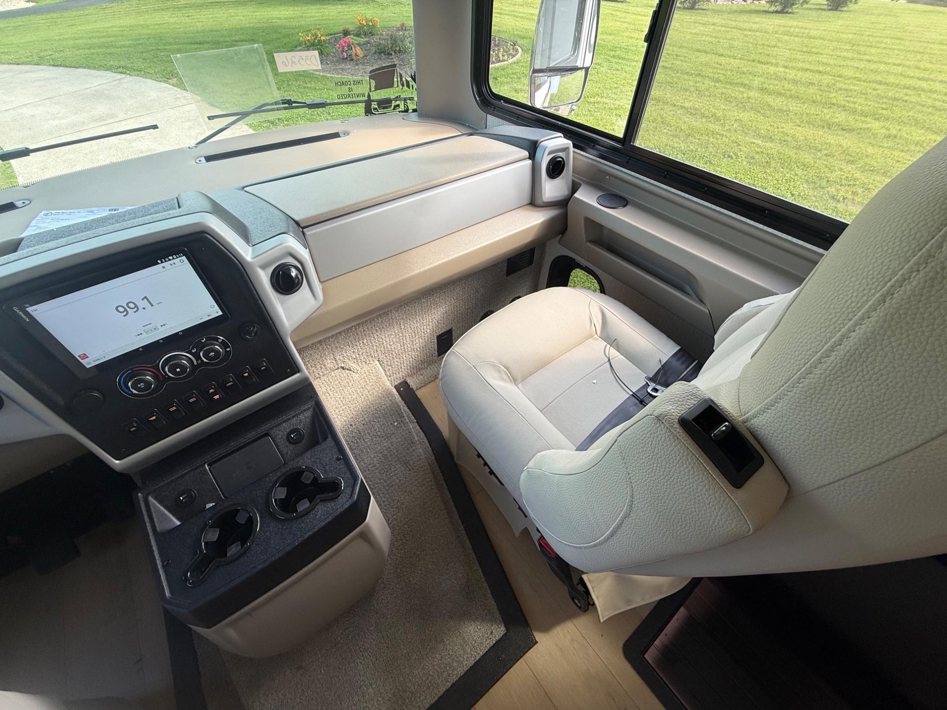 2027 TIFFIN MOTORHOMES 2027 TIFFIN MOTORHOMES Allegro Open Road  - thumbnail 38
