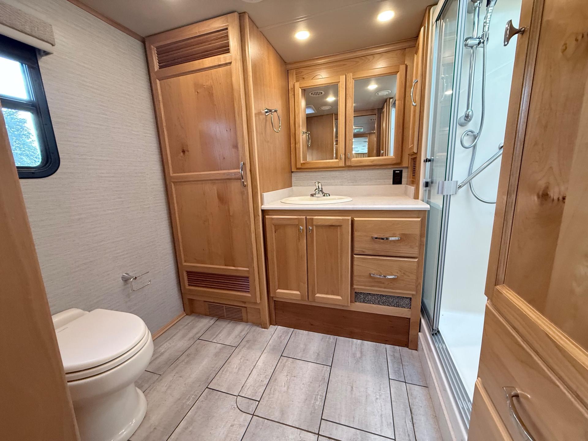 2021 TIFFIN MOTORHOMES 2021 TIFFIN MOTORHOMES ALLEGRO RED - thumbnail 22
