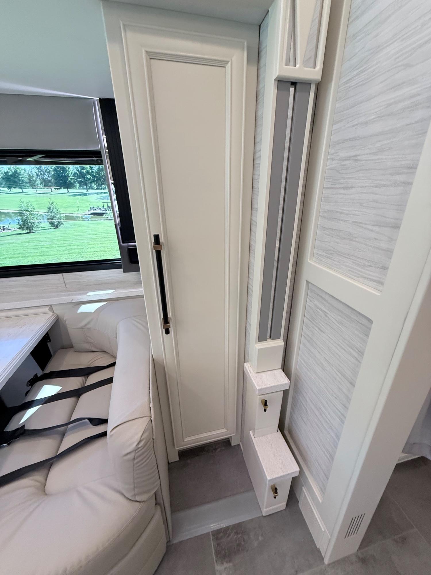 2026 TIFFIN MOTORHOMES 2026 TIFFIN MOTORHOMES ALLEGRO BUS  - thumbnail 22