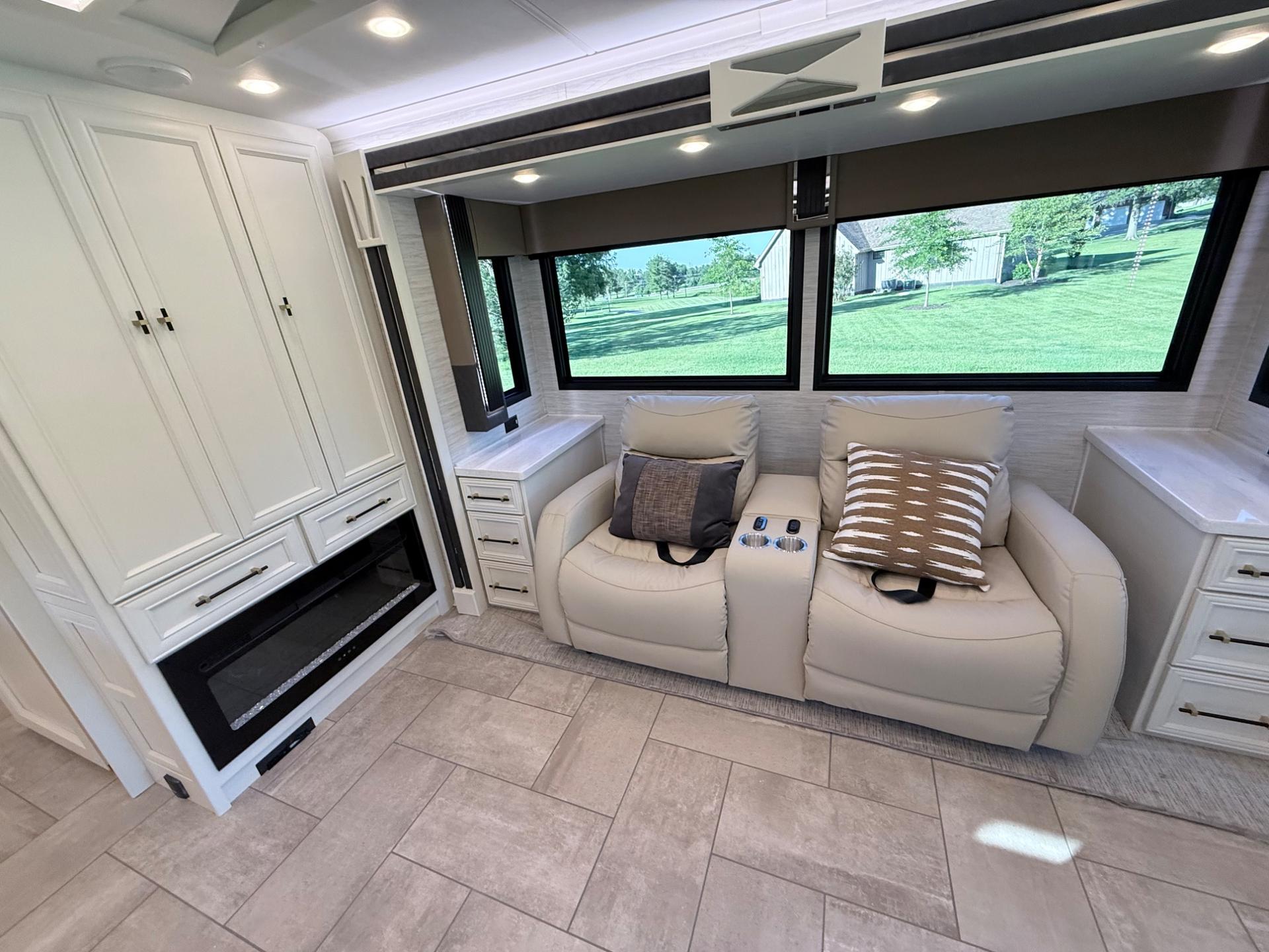 2026 TIFFIN MOTORHOMES 2026 TIFFIN MOTORHOMES ALLEGRO BUS - thumbnail 18