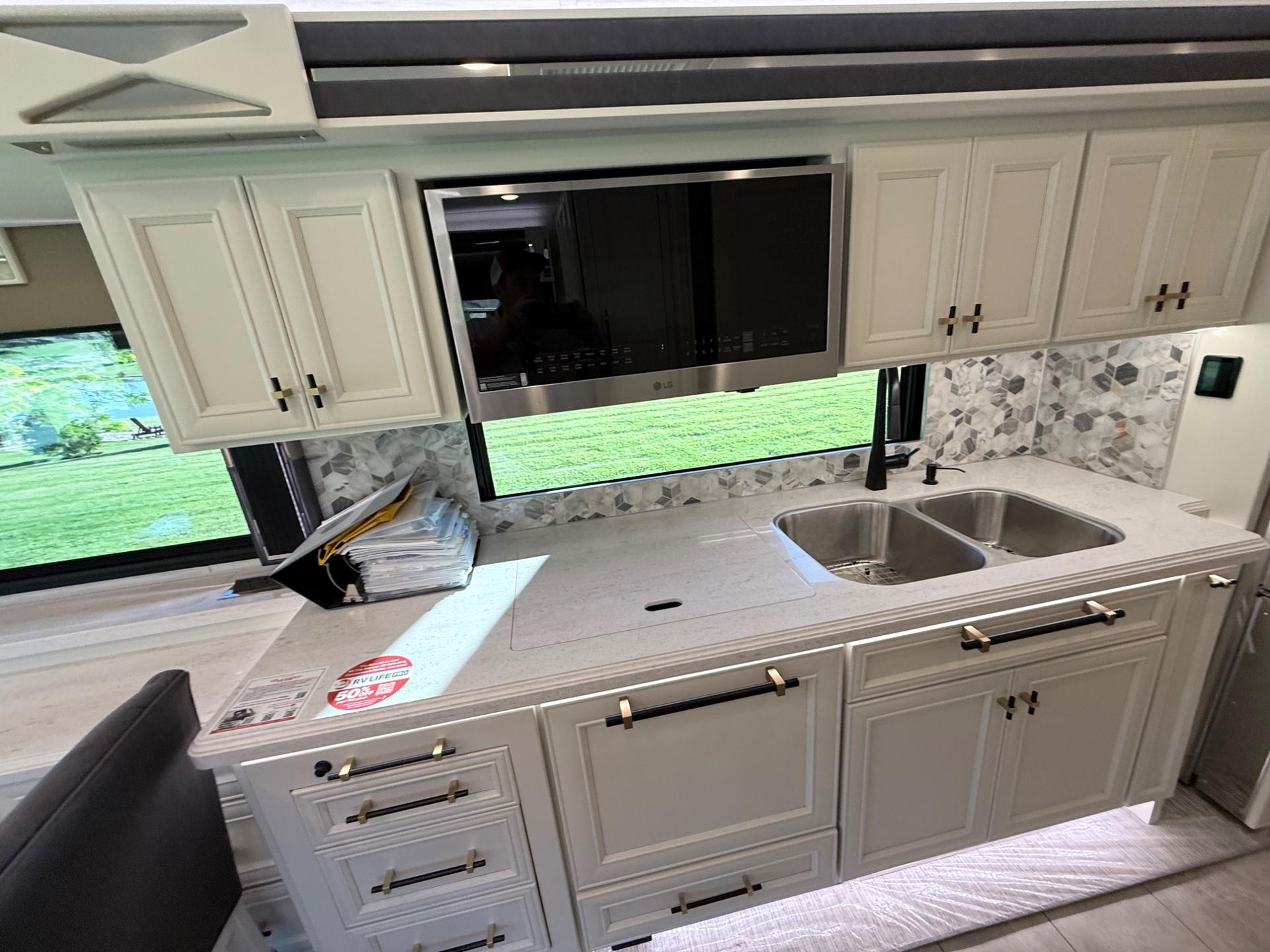 2026 TIFFIN MOTORHOMES 2026 TIFFIN MOTORHOMES ALLEGRO BUS - thumbnail 24