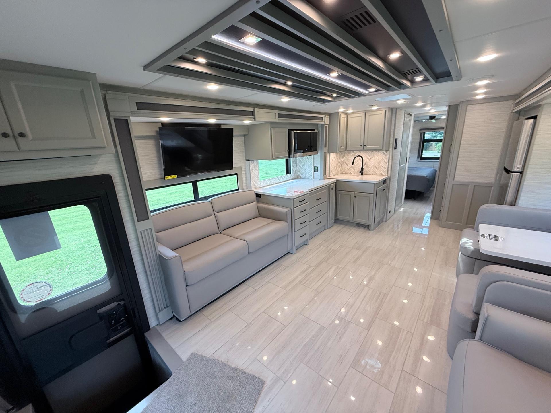 2027 TIFFIN MOTORHOMES 2027 TIFFIN MOTORHOMES Allegro Bay  - thumbnail 11