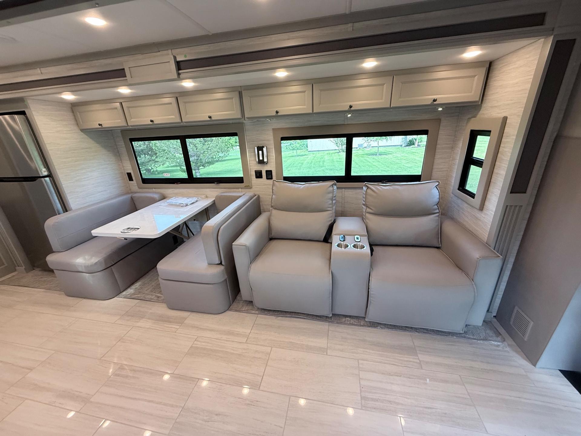 2027 TIFFIN MOTORHOMES 2027 TIFFIN MOTORHOMES Allegro Bay  - thumbnail 13
