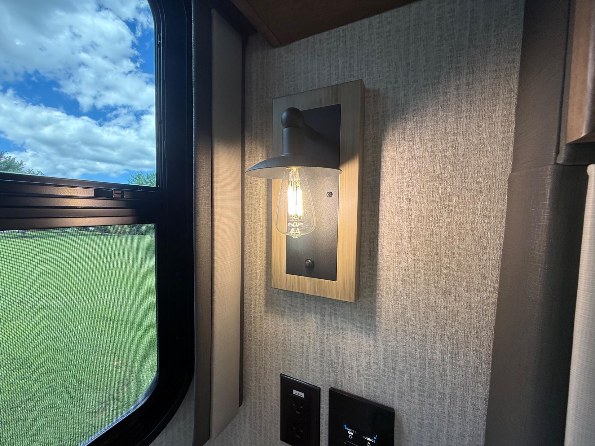 2027 TIFFIN MOTORHOMES 2027 TIFFIN MOTORHOMES Allegro Open Road - thumbnail 17
