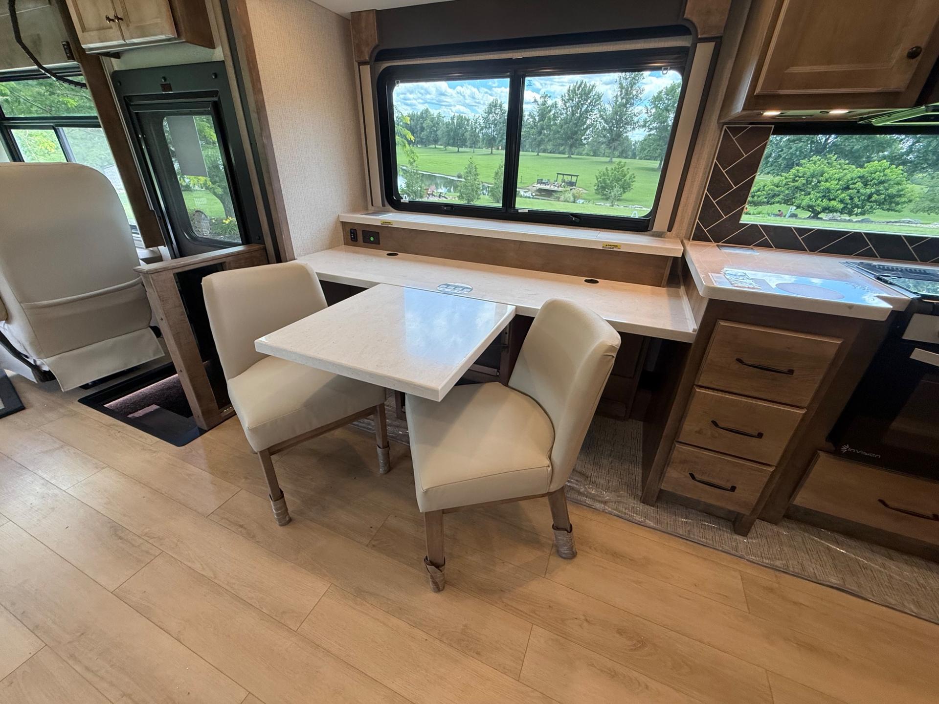 2027 TIFFIN MOTORHOMES 2027 TIFFIN MOTORHOMES Allegro Open Road - thumbnail 20