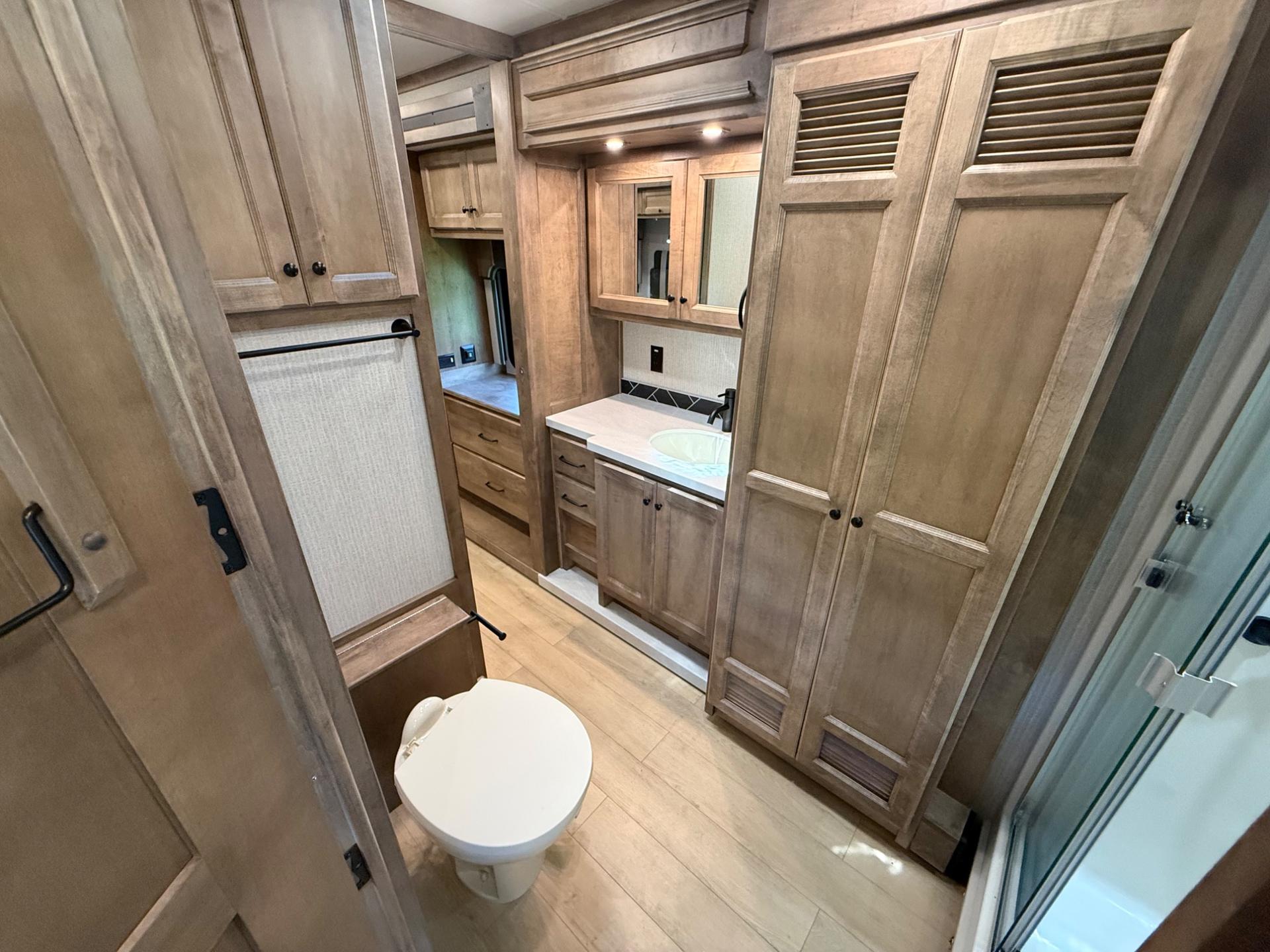 2027 TIFFIN MOTORHOMES 2027 TIFFIN MOTORHOMES Allegro Open Road - thumbnail 35