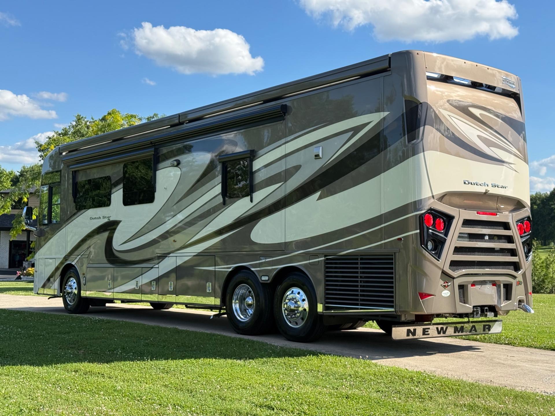 2020 Newmar  2020 Newmar  Dutchstar  - thumbnail 5